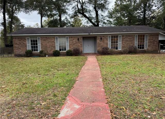 Property at 127 Armond Dr, Saraland, AL 36571, 3 beds, 2 baths