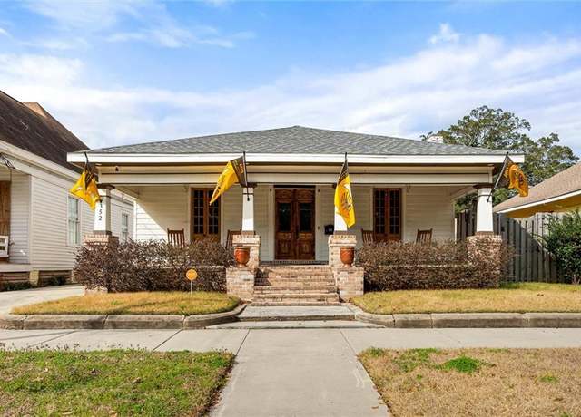 Property at 352 Broad St S, Mobile, AL 36603, 4 beds, 3.5 baths
