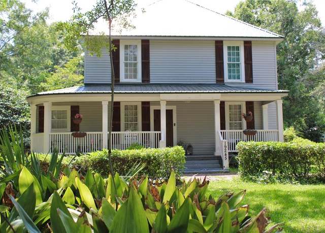 Property at 19245 Oak St, Citronelle, AL 36522, 3 beds, 2.5 baths