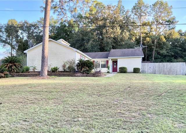Property at 7805 Lantern Way, Mobile, AL 36619, 3 beds, 2 baths