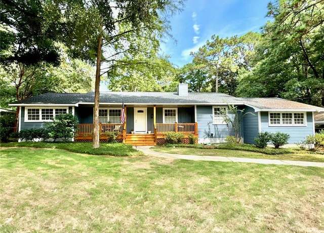 Property at 425 Mcqueen Ave, Mobile, AL 36609, 3 beds, 3 baths