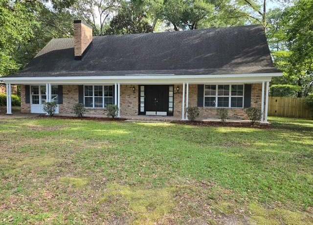 Property at 6409 Maryknoll Dr, Mobile, AL 36695, 4 beds, 3 baths