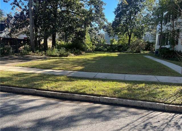 Property at 1205 Palmetto St, Mobile, AL 36604