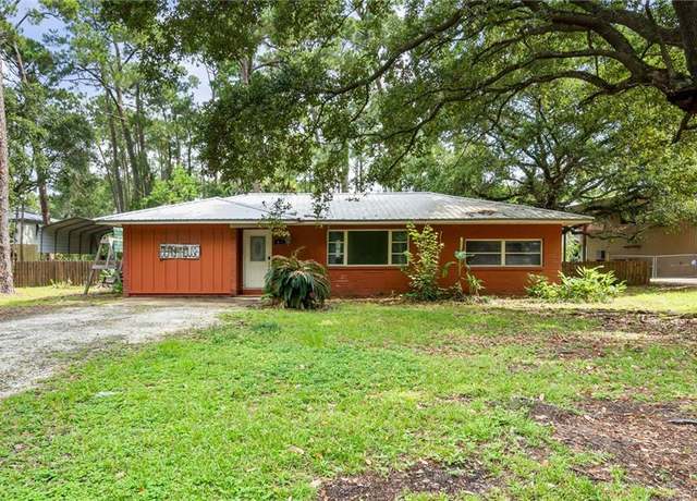 Property at 408 Chenault Ave, Dauphin Island, AL 36528, 3 beds, 1 bath