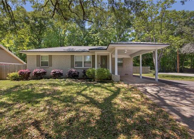 Property at 903 Myra St, Saraland, AL 36571, 3 beds, 1 bath