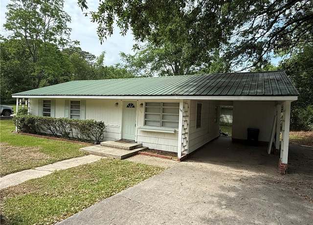 Property at 116 Hillside Dr, Chickasaw, AL 36611, 3 beds, 1 bath