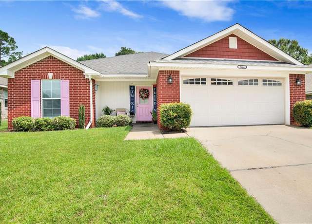 Property at 9646 Estate Dr, Mobile, AL 36695, 3 beds, 2 baths
