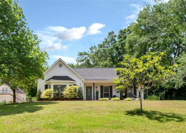 Property at 2930 Ironwood Dr, Mobile, AL 36608, 3 beds, 2.5 baths