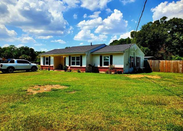 Photo of 1500 Driftwood Dr S, Mobile, AL 36605