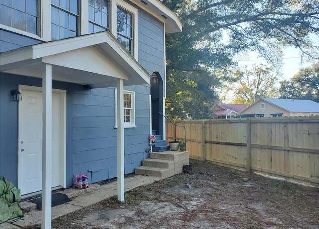 Property at 552 Glenwood St, Mobile, AL 36606