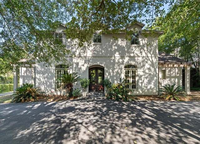 Property at 12 Hillwood Rd, Mobile, AL 36608, 5 beds, 4.5 baths