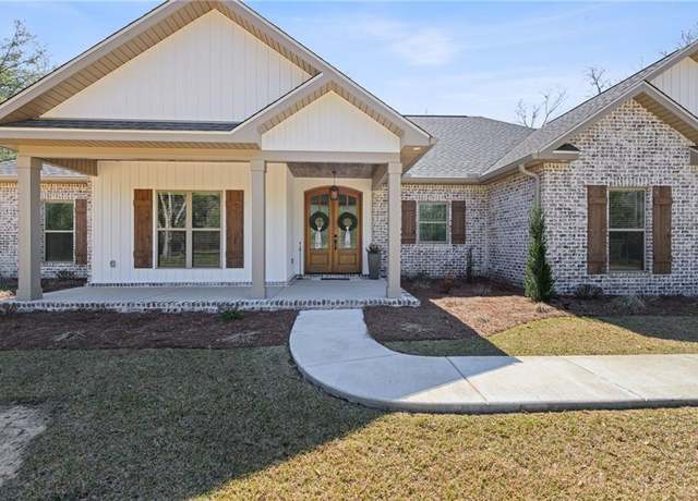 Property at 14051 Airport Blvd, Mobile, AL 36608, 4 beds, 2.5 baths