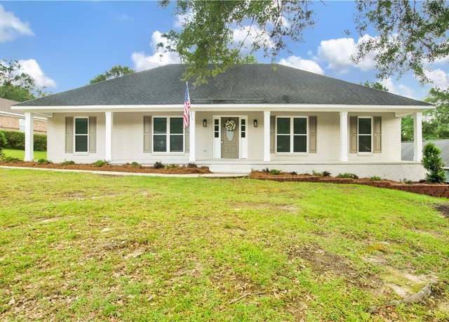 Property at 1115 Newbury Ln W, Mobile, AL 36695, 4 beds, 2 baths