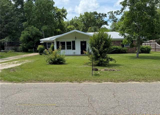 Property at 505 Norton Ave, Saraland, AL 36571, 3 beds, 2.5 baths