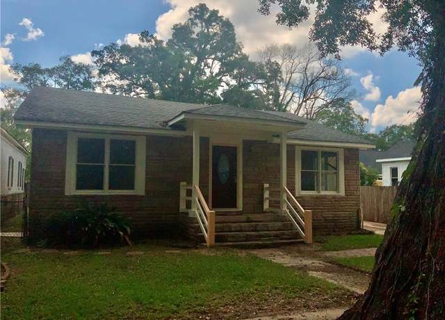 Property at 356 Marine St, Mobile, AL 36604, 3 beds, 1 bath