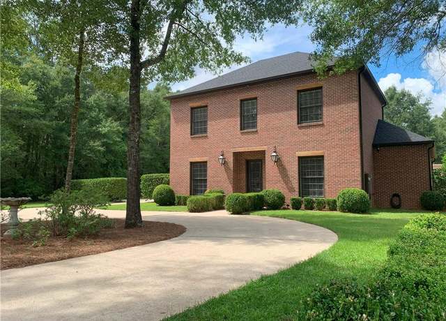 Property at 12652 Cedar Wood Cir N, Mobile, AL 36695, 3 beds, 2.5 baths