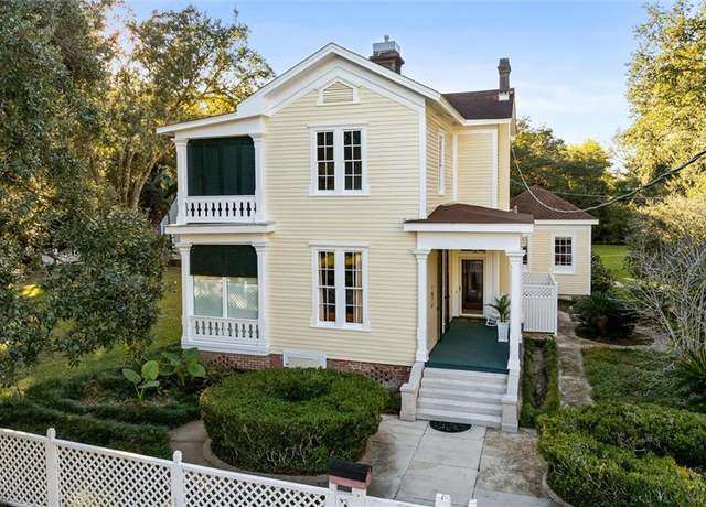 Property at 26 Julia St S, Mobile, AL 36604, 4 beds, 3 baths