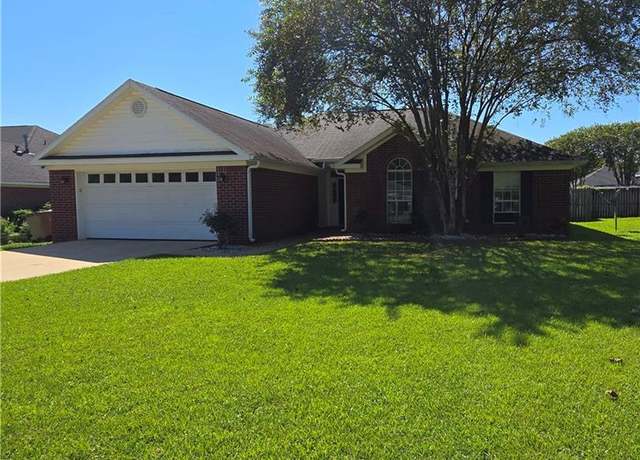 Property at 2364 Randlett Trce, Mobile, AL 36695, 3 beds, 2 baths