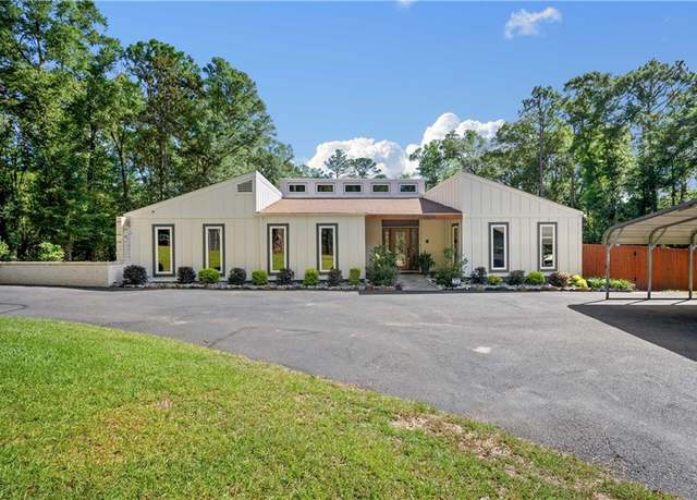 Property at 7912 Yorkhaven Rd, Mobile, AL 36695, 3 beds, 2 baths
