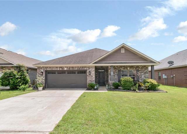 Property at 7911 Park Place Dr N, Mobile, AL 36608, 3 beds, 2 baths