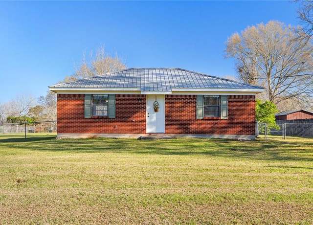 Property at 12772 Hugh Fort Rd, Grand Bay, AL 36541, 2 beds, 1 bath