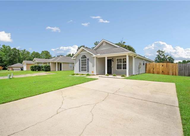 Property at 911 Parliament Ct, Mobile, AL 36695, 3 beds, 2 baths