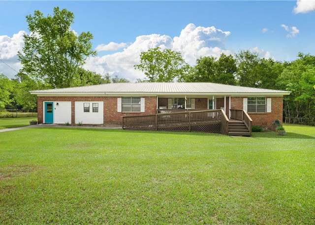 Property at 17714 Horseneck Rd, Bay Minette, AL 36507, 3 beds, 2.5 baths