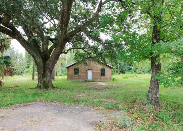 Property at 17440 Old Brady Rd, Bay Minette, AL 36507, 2 beds, 1 bath