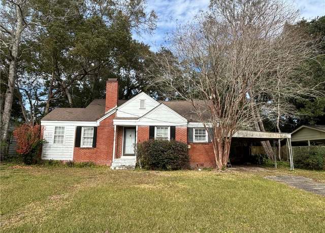 Property at 2700 Emogene St, Mobile, AL 36606, 2 beds, 1 bath