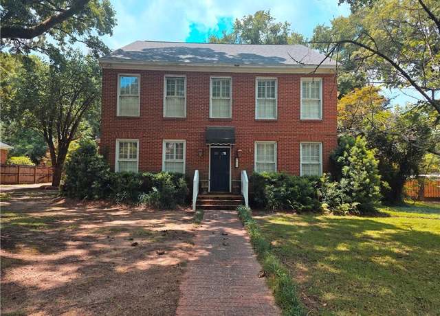 Property at 4053 Marchfield Dr N, Mobile, AL 36693, 5 beds, 3.5 baths