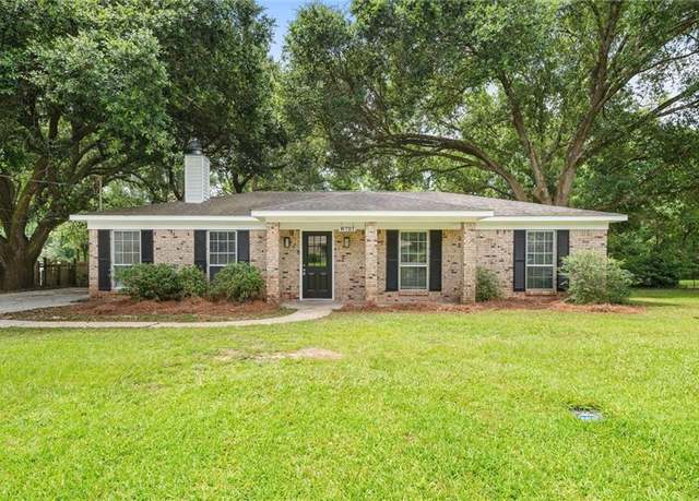 Property at 6721 Sandra Dr, Theodore, AL 36582, 3 beds, 2 baths