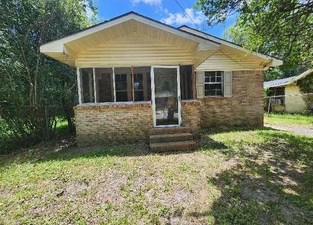 Property at 2805 Banks Ave, Mobile, AL 36617, 3 beds, 1.5 baths