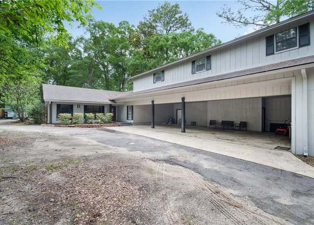 Property at 2017 Knollwood Dr, Mobile, AL 36609, 4 beds, 3 baths
