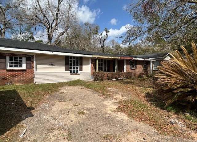 Property at 6995 Pierce Blvd, Theodore, AL 36582, 4 beds, 2 baths