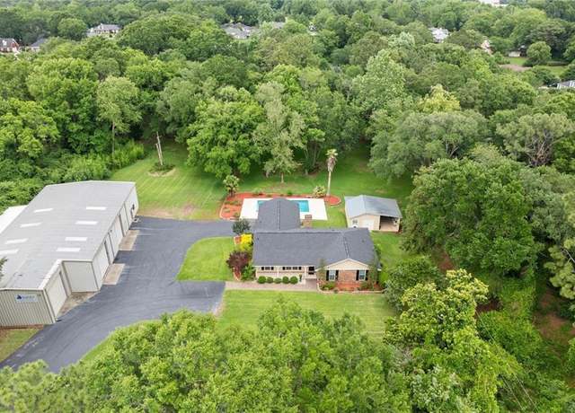 Property at 9100 Johnson Rd S, Mobile, AL 36695, 3 beds, 2 baths