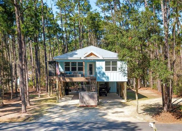 Property at 908 Laffite Pl, Dauphin Island, AL 36528, 4 beds, 2 baths