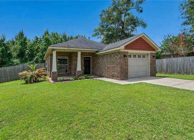 Property at 8535 Gatwick Ct, Mobile, AL 36695, 3 beds, 2 baths