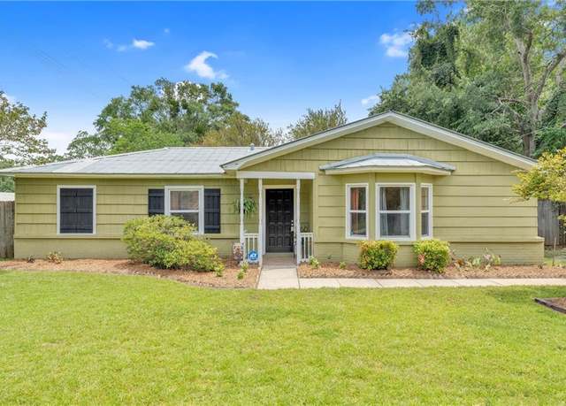 Property at 2329 Dog River Dr S, Mobile, AL 36605, 2 beds, 1 bath