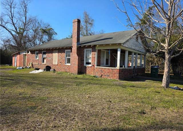 Property at 211 Pecan Leaf Ln, Flomaton, AL 36441, 3 beds, 1 bath