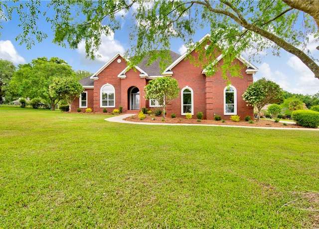 Property at 6275 Bell Creek Ct E, Grand Bay, AL 36541, 4 beds, 3.5 baths