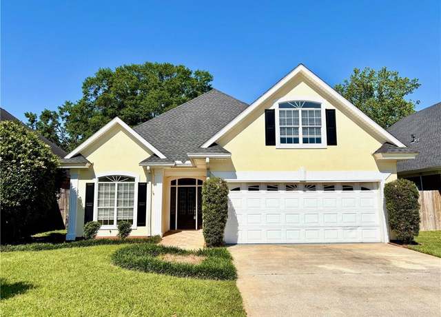 Property at 734 Natchez Trail Ct, Mobile, AL 36609, 4 beds, 2.5 baths