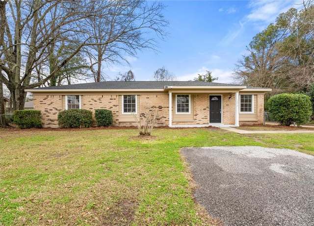 Property at 1854 St Stephens Ct, Mobile, AL 36617, 4 beds, 2 baths