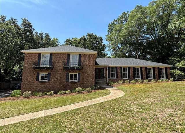 Property at 5911 Shenandoah Rd N, Mobile, AL 36608, 4 beds, 3 baths