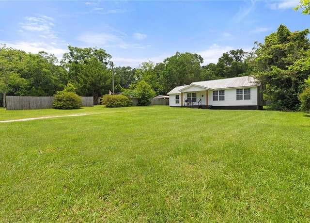 Property at 7500 Deakle Rd, Irvington, AL 36544, 3 beds, 1 bath