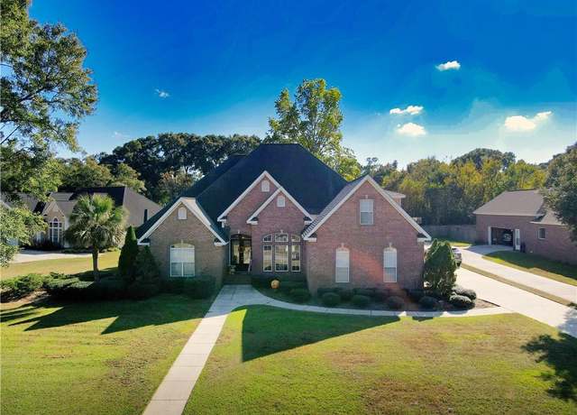 Property at 8857 Dawes Lake Rd S, Mobile, AL 36619, 4 beds, 3.5 baths