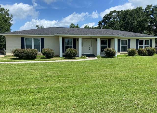 Property at 3990 Point Rd, Mobile, AL 36619, 4 beds, 2 baths