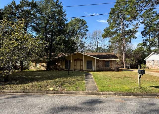 Property at 859 Forest Wood Dr, Mobile, AL 36608, 3 beds, 2 baths