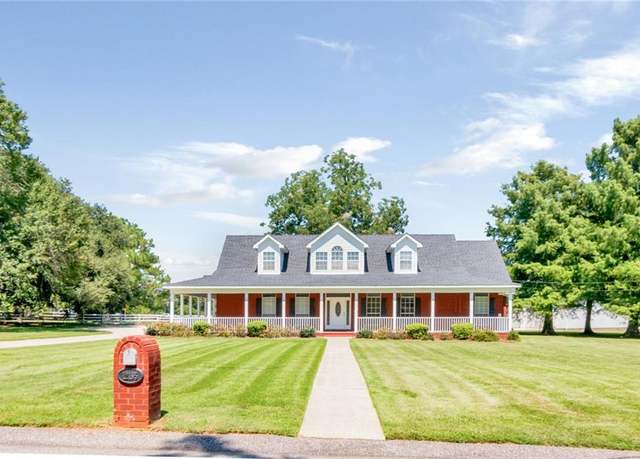 Property at 12195 Suzanne Ct, Irvington, AL 36544, 5 beds, 3 baths