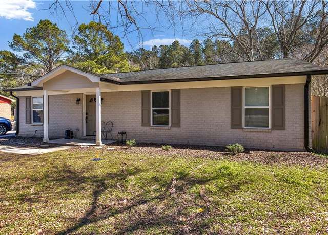Property at 10725 Carley Rd, Theodore, AL 36582, 3 beds, 2 baths