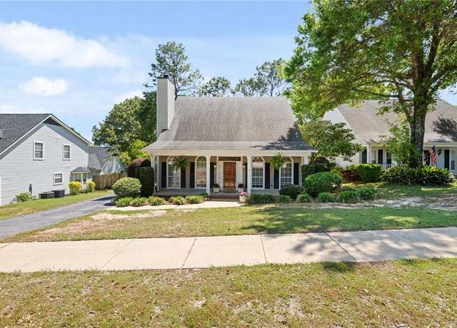 Property at 6417 Magnolia Place Ct S, Mobile, AL 36695, 4 beds, 2.5 baths